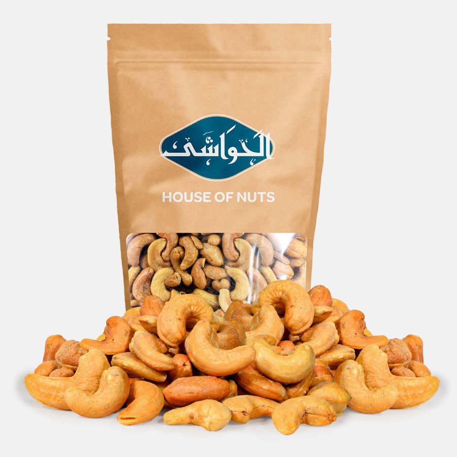 كاجو محمص وسط